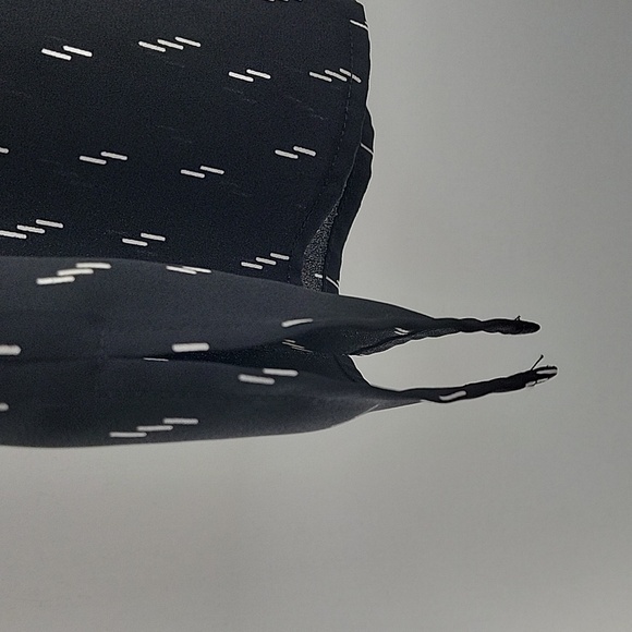 Chelsea & Theodore Black Blouse with White Pattern NWT - Picture 12 of 15